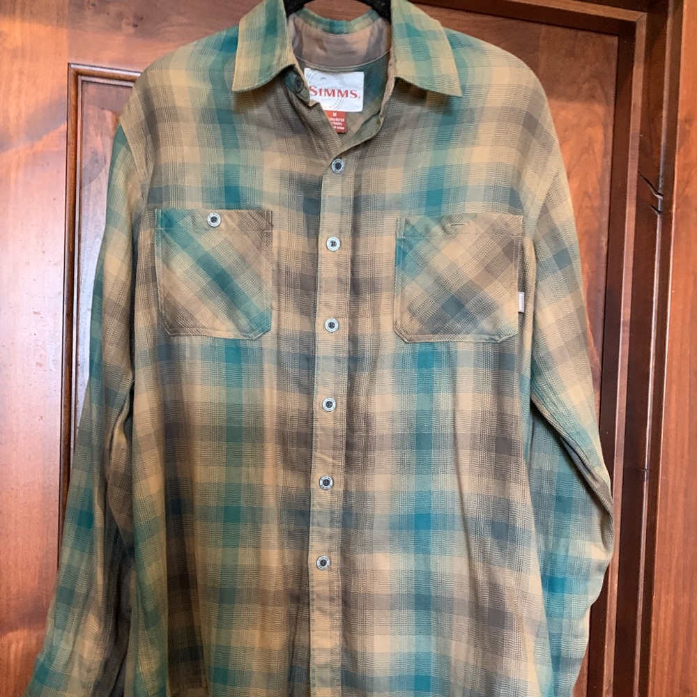 SIMMS button down men’s shirt, size medium